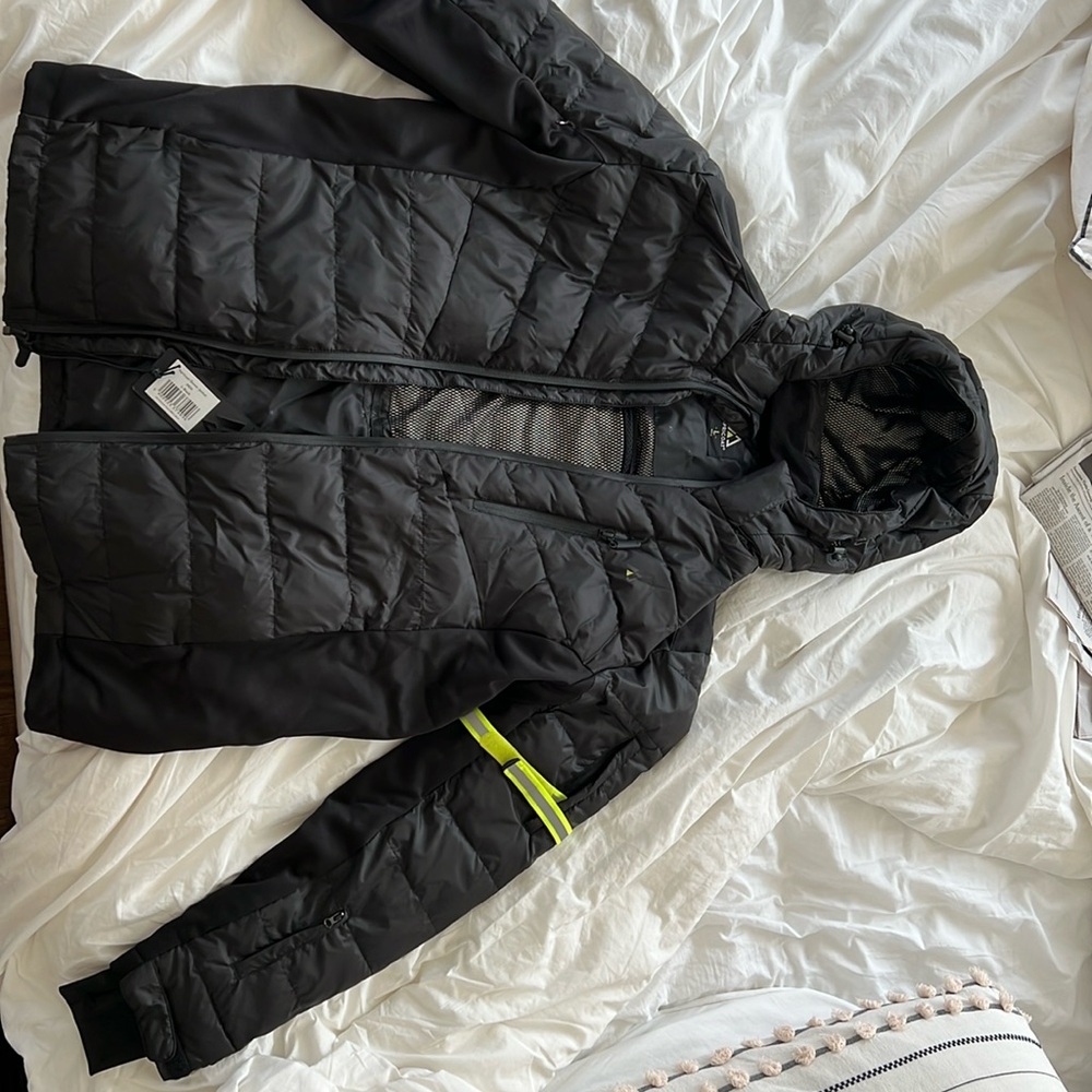 Apricoat Down Jacket size L. Color: black. New with tags. Never worn.
